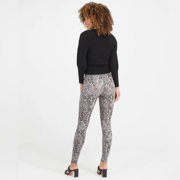 🆕 NWT SPANX Faux Leather Snake Shine Leggings Animal Print High Waisted Stretch - Picture 2 of 8